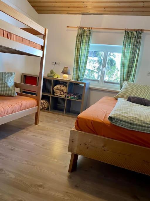Alpenchalet Basecamp Apartment 2 ザンクト・マルティン・アム・テンネンゲビルゲ エクステリア 写真